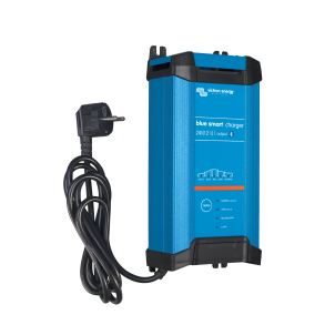 Victron - Blue Smart IP22 Charger 24/12 (1)